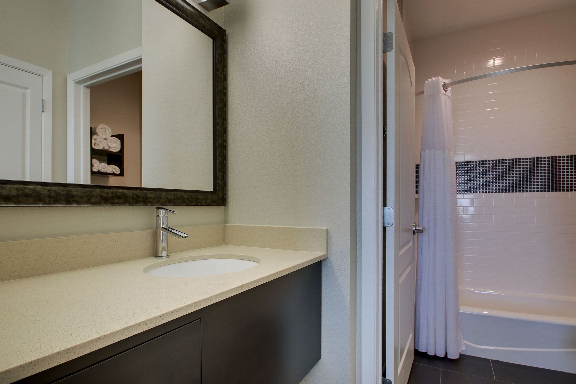 Staybridge Plano - By Ihg