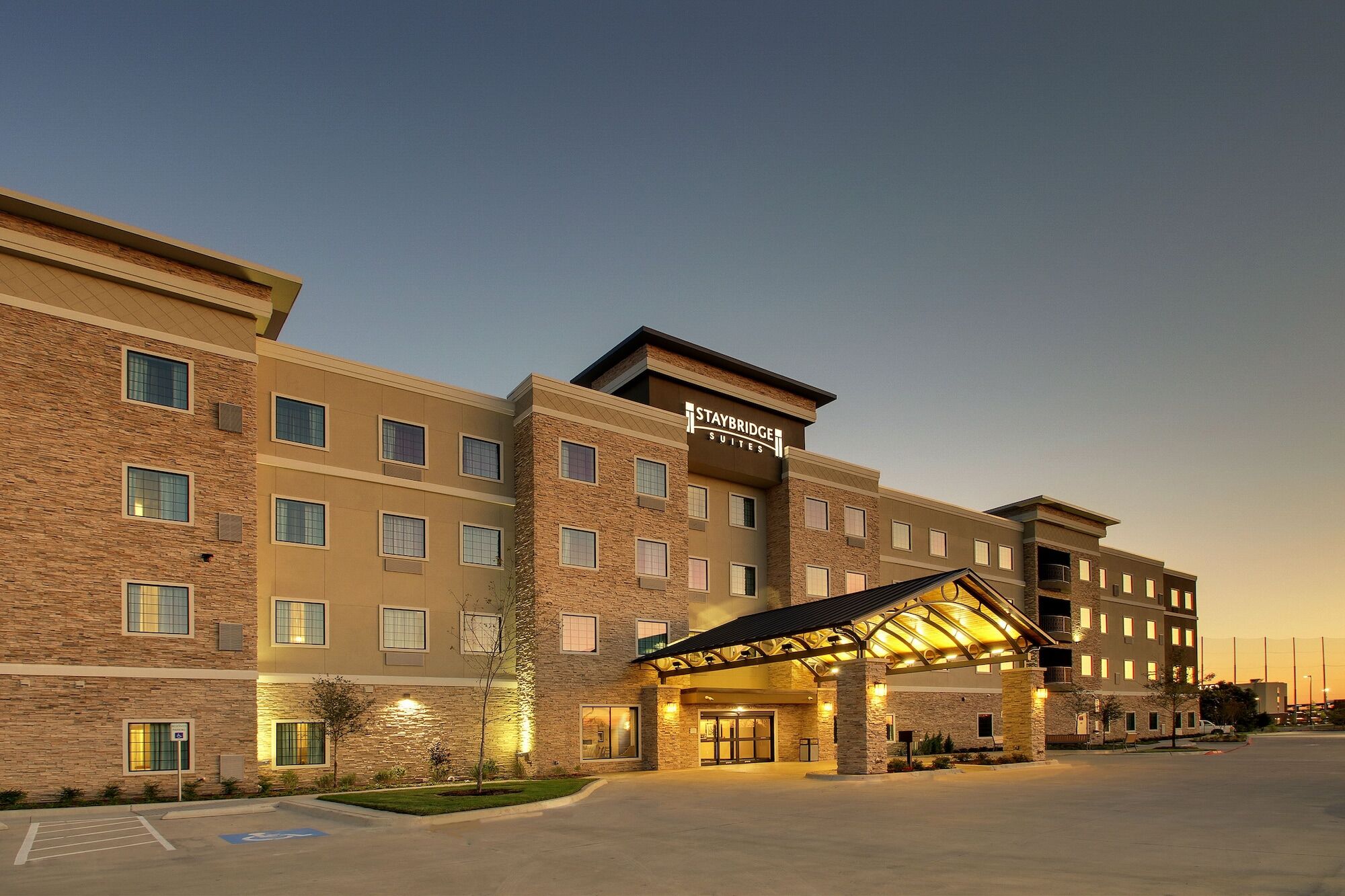 Staybridge Plano - By Ihg 3*